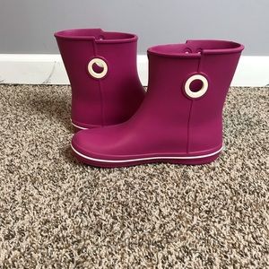 Crocs JAUNT SHORTY Size 7 Womens Croslite Short